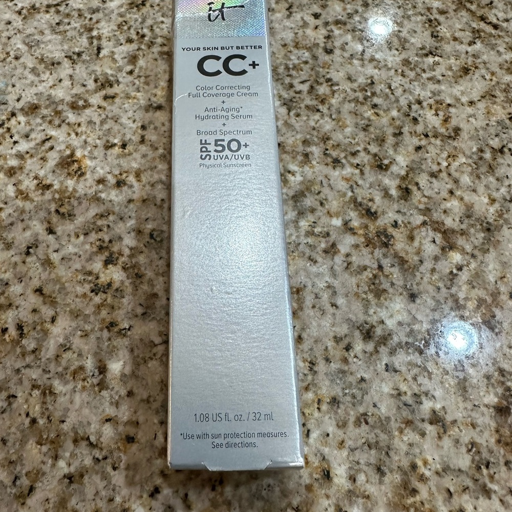 IT Cosmetics CC+ Cream SPF 50 in Silver
